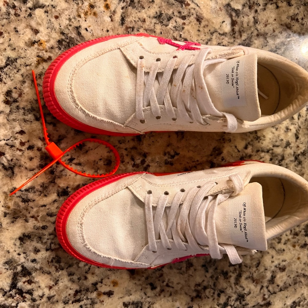 Authentic Off White Sneakers - image 2